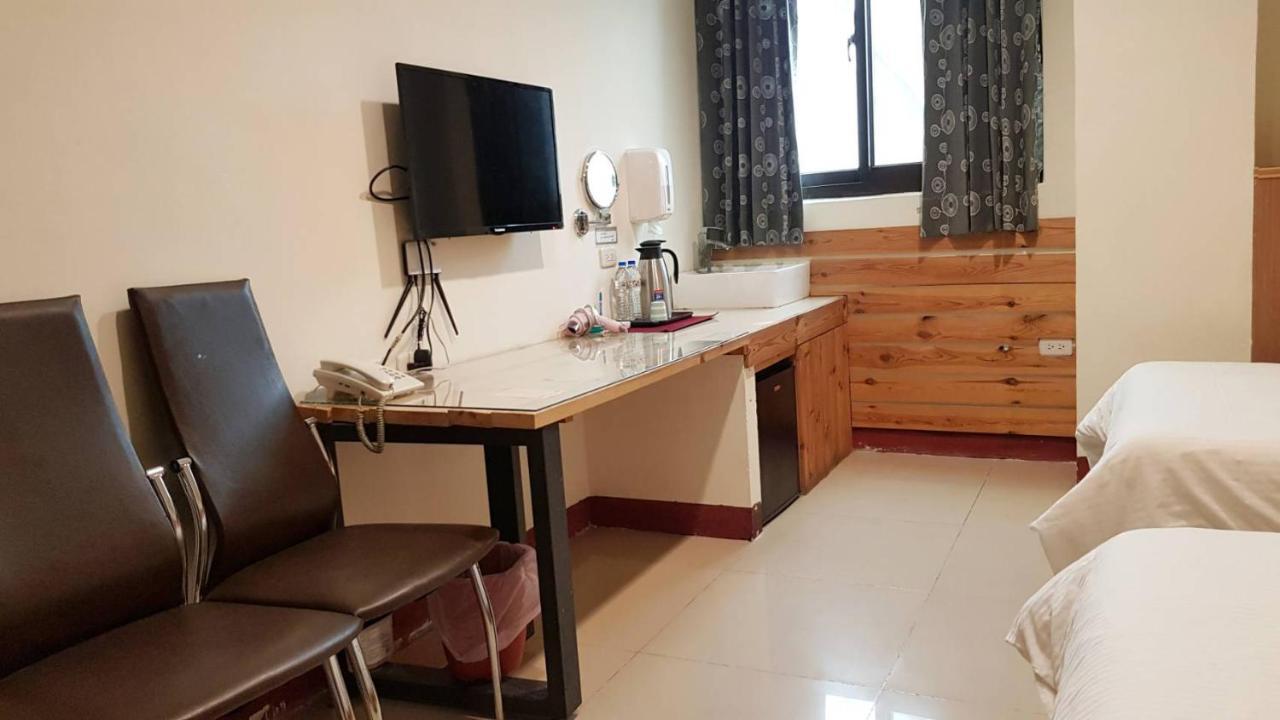 Fuga Hotel Taitung Екстер'єр фото